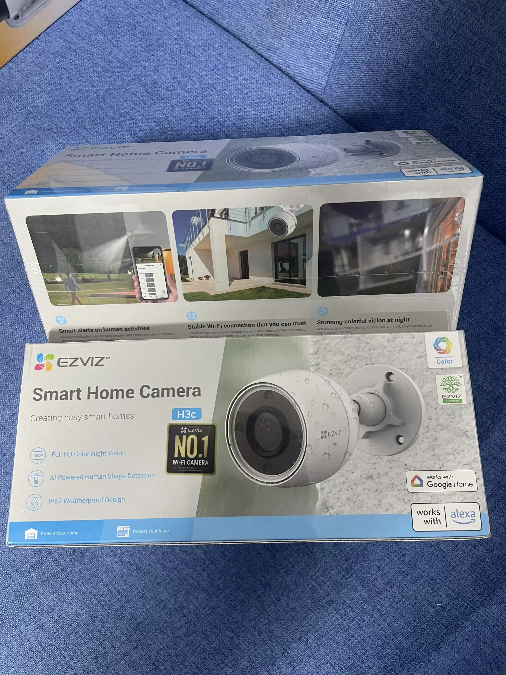 Camera IP Wifi Ezviz H3C 2MP Ngoài Trời Có Mic Thu Âm, Không Có Màu ban đêm